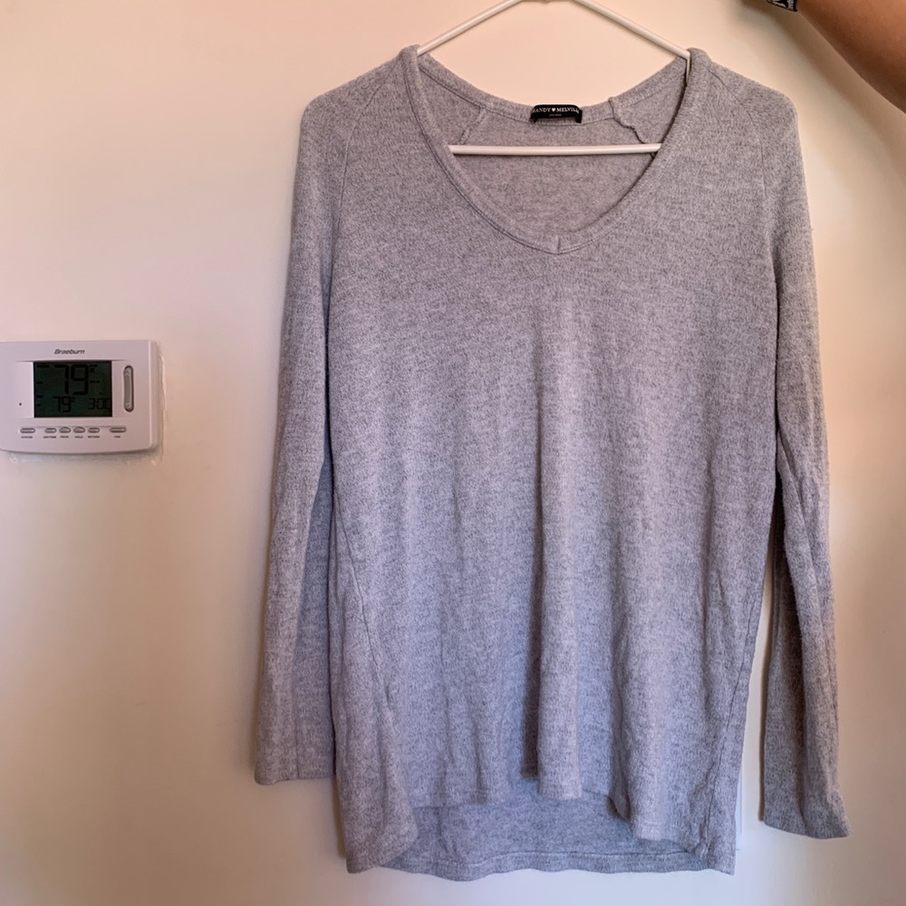 Brandy Melville Sweater - Picture 2 of 3